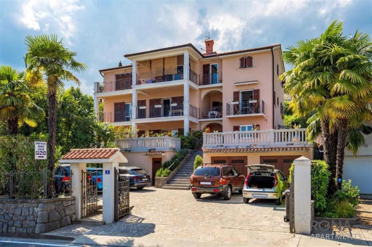 Rona Apartments Ani Ičići Buitenkant foto